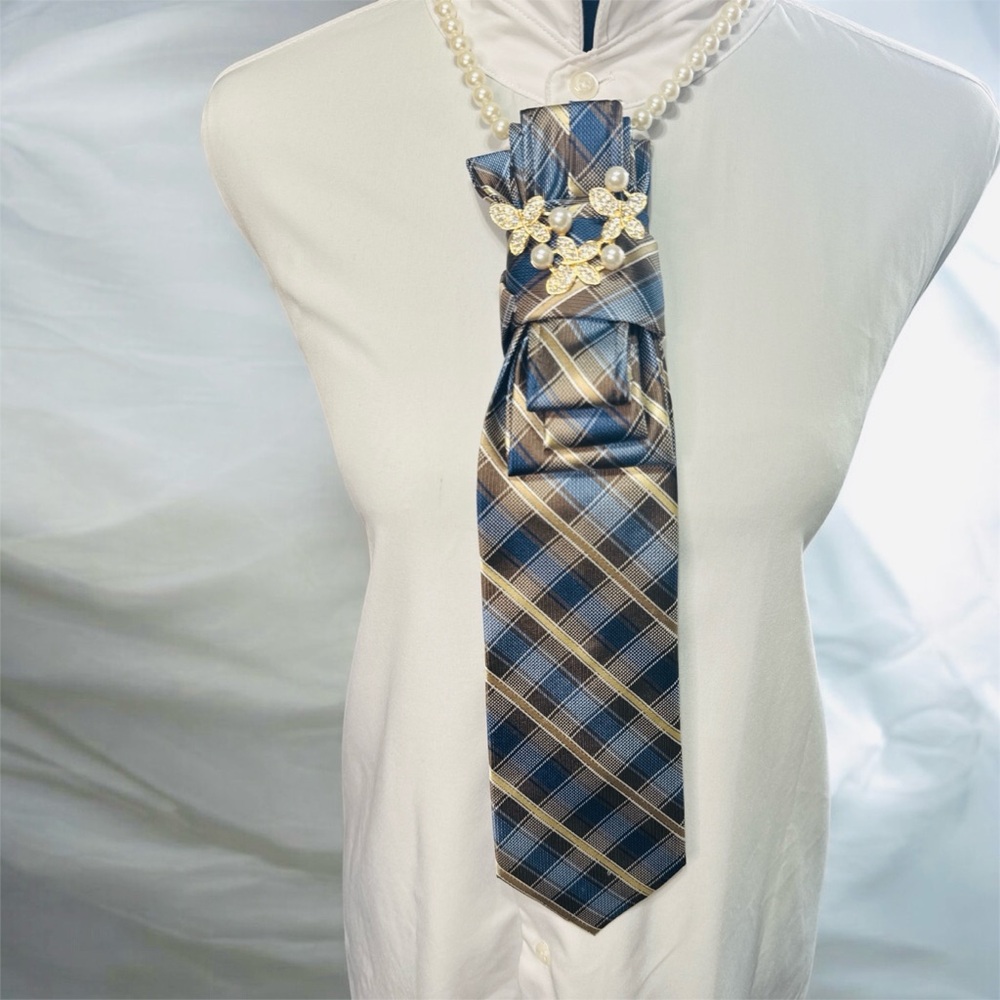 Pronto Uomo Blue and Gold Plaid Necktie with Flower Brooch